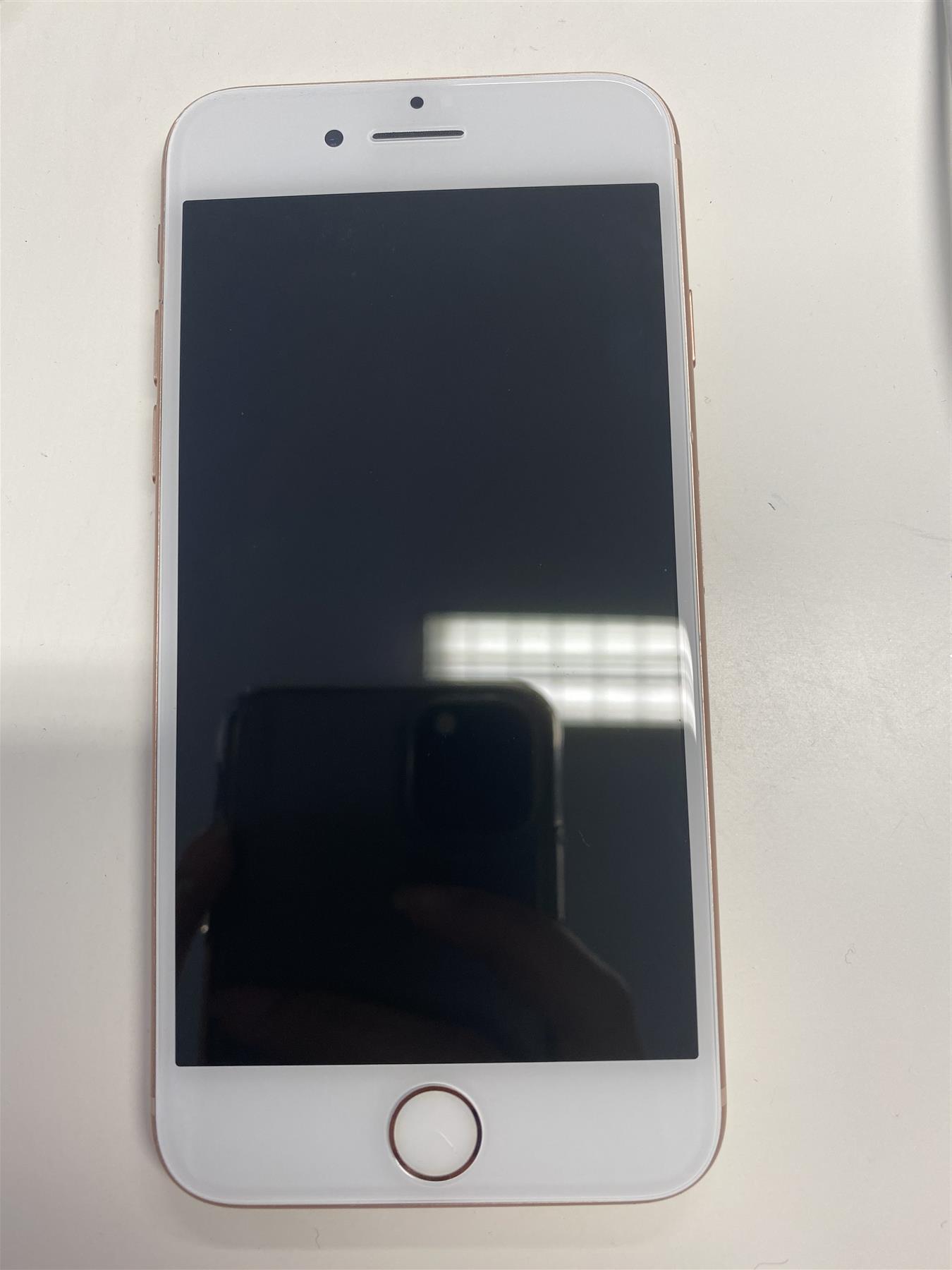 Apple iPhone 8 256GB Gold Unlocked - Used