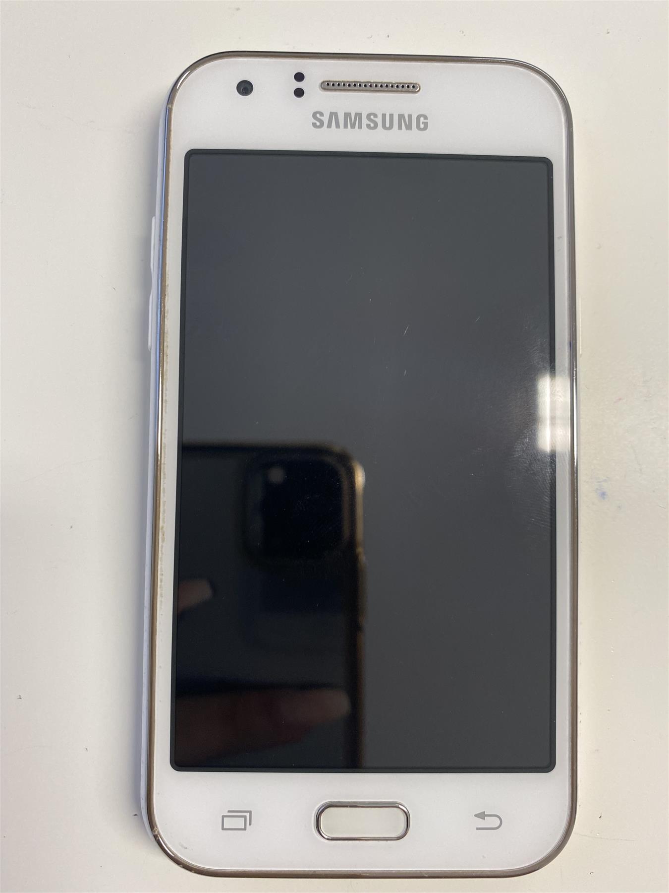 Samsung Galaxy J1 (2016) White Unlocked - Used